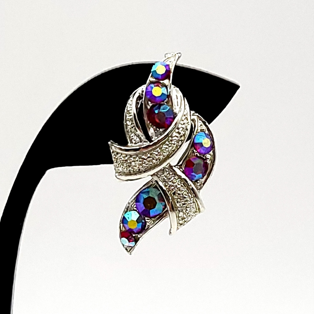 Vintage 1950s Aurora Borealis Rhinestone Screw-Back Earrings Silver Tone